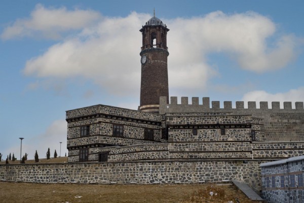ANADOLU’NUN KADİM ŞEHİRLERİNDEN ERZURUM’UN DOKUZ GÜNLÜK KÜLTÜR, SANAT VE GASTRONOMİ SERÜVENİ BAŞLADI